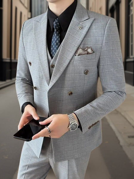 Lorenz™ | Luxurious 3-Piece Tartan Suit