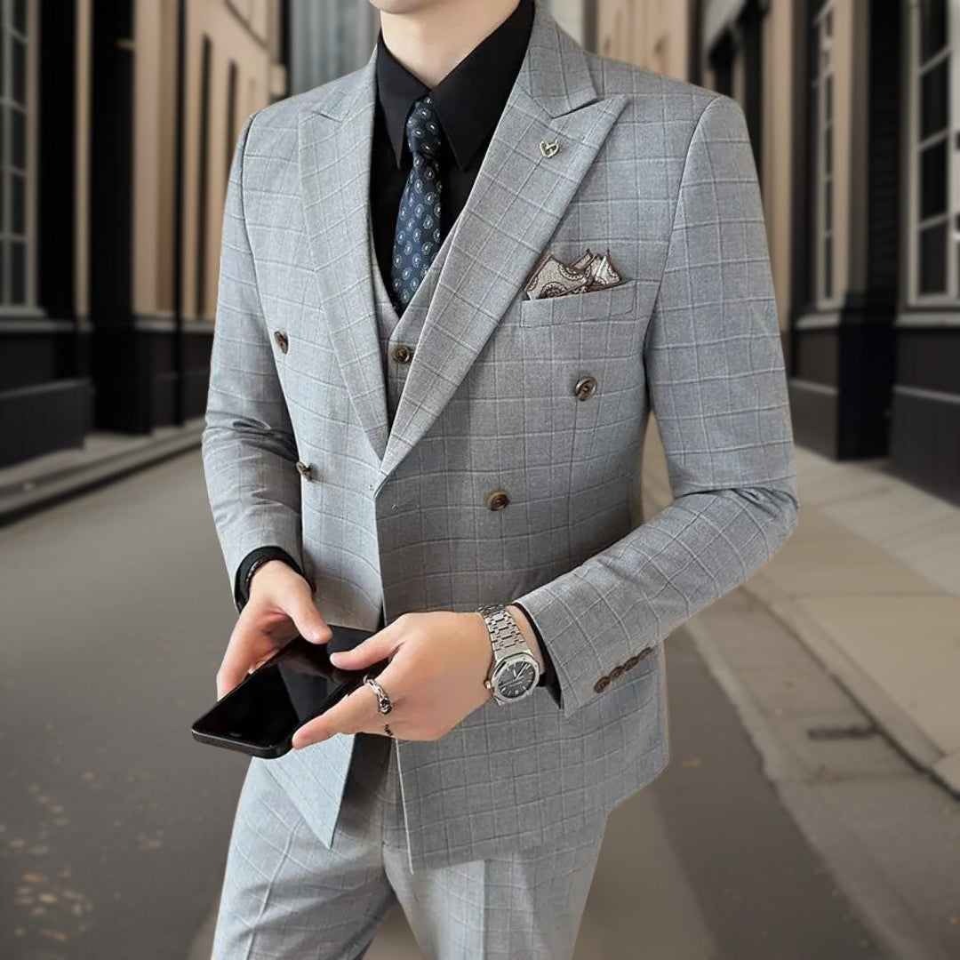 Lorenz™ — Luxurious 3-Piece Tartan Suit, alternate view 6