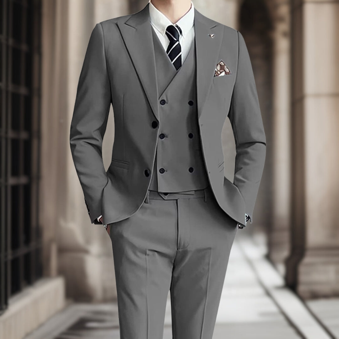 Yannis™ — Elegant Three-Piece Wedding Suit Set, alternate view 5