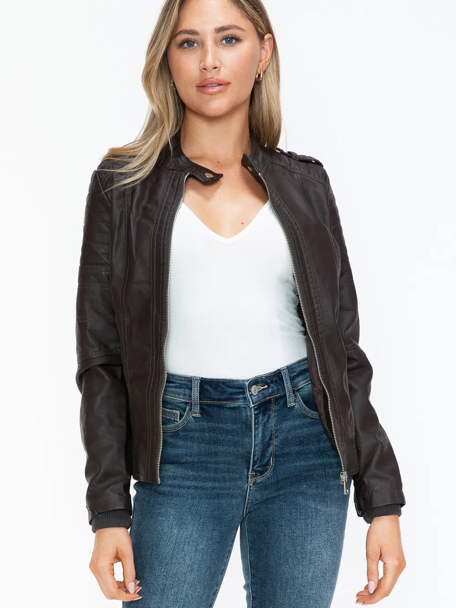 7214fab6-a7d4-473b-bd15-edd586ec8df0-Max