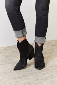 Bellamy Beaumont — East Lion Corp Rhinestone Ankle Cowboy Boots Black Rhinestone Fashion Footwear