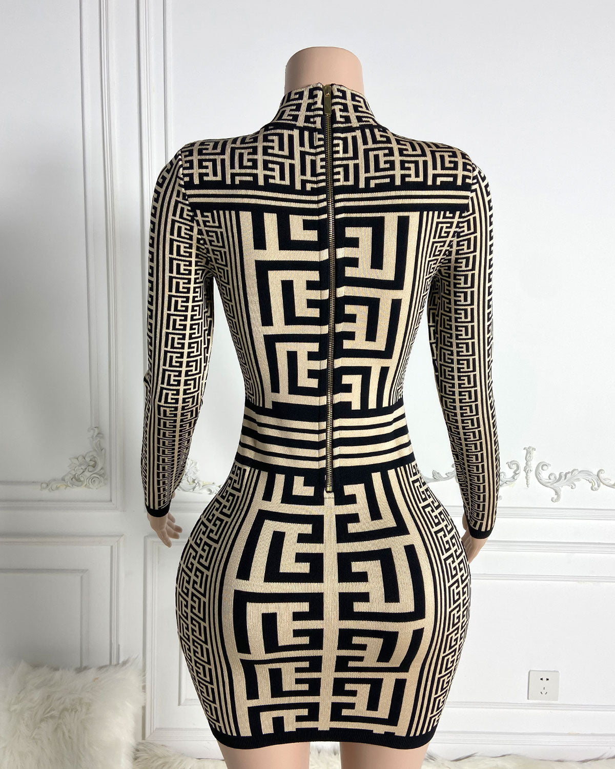 Fitted Dress with Turtleneck and Jacquard, Elegant Mini Design HT3048