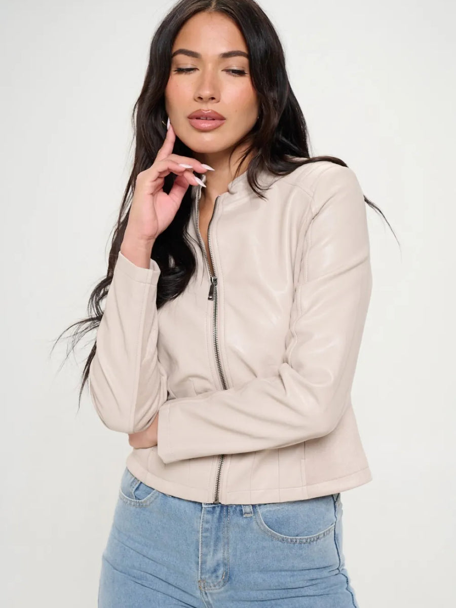 7bb17368-e108-4a4b-b584-c74d3a8099ea-Max