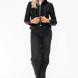 7c138298-9529-4dad-a18e-9a33e1dd9a4b-Max