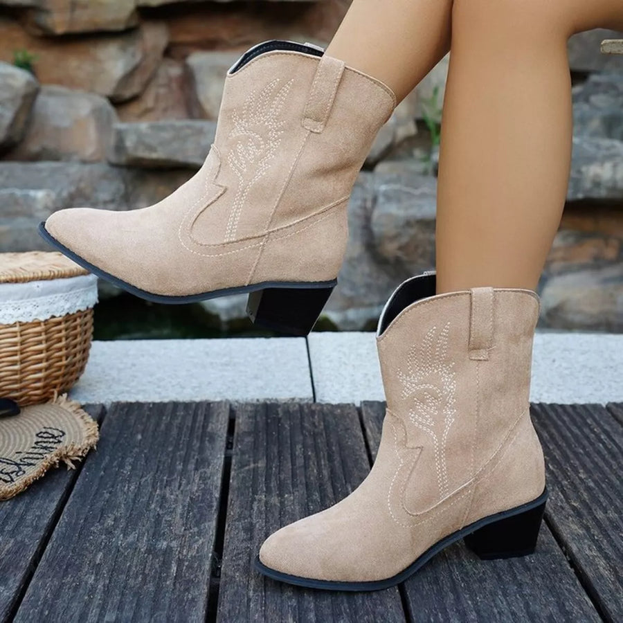 Lior Saint-Clair — Point Toe Block Heels Boots Fashion Footwear