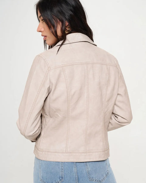 83bd8e17-cfc0-4723-ae2b-fe39731f2b60-Max