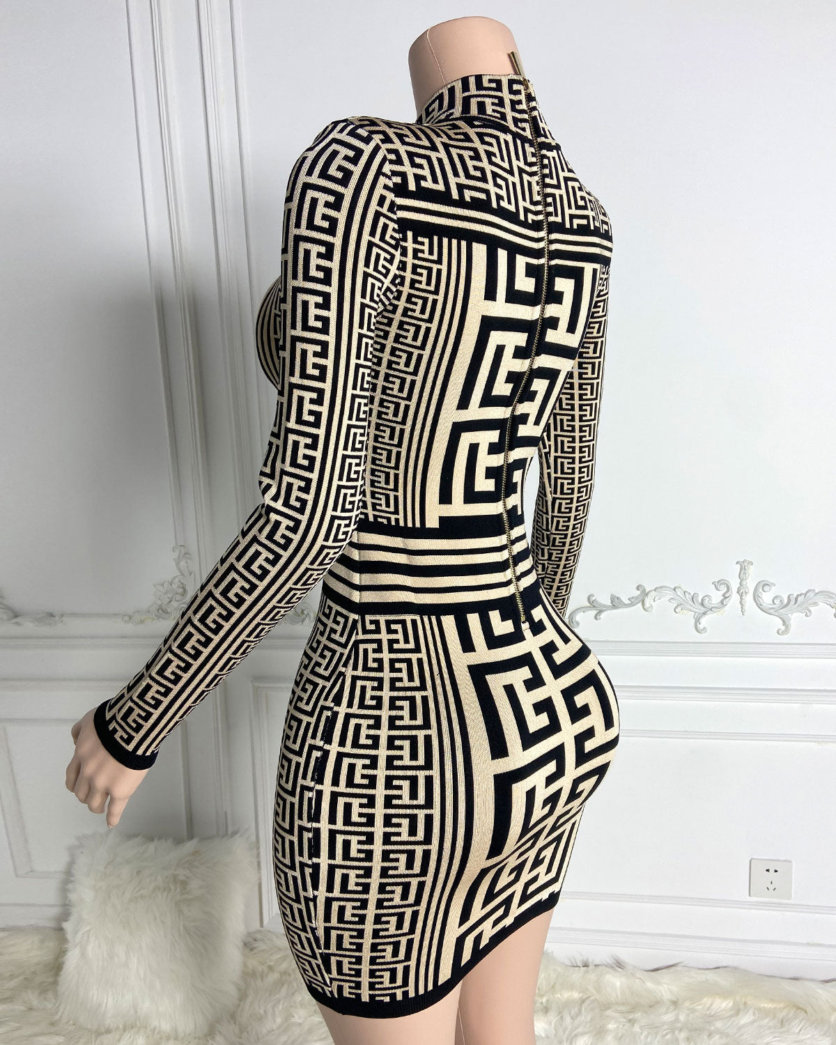 Fitted Dress with Turtleneck and Jacquard, Elegant Mini Design HT3048