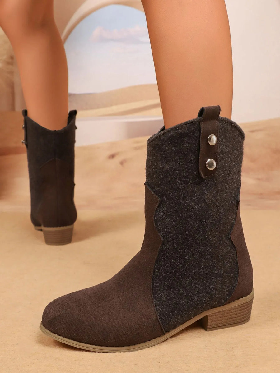 Noa Marino — Mid-Calf Western Boots with Block Heels Fashion Footwear