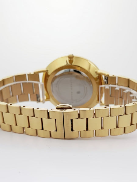 Alfred Sung Metropolitan Date Green Dial Gold Bracelet watch