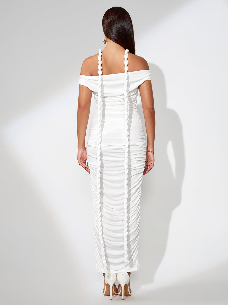 Long Tight Dress with Off-Shoulder Neckline for an Elegant and Trendy Look
