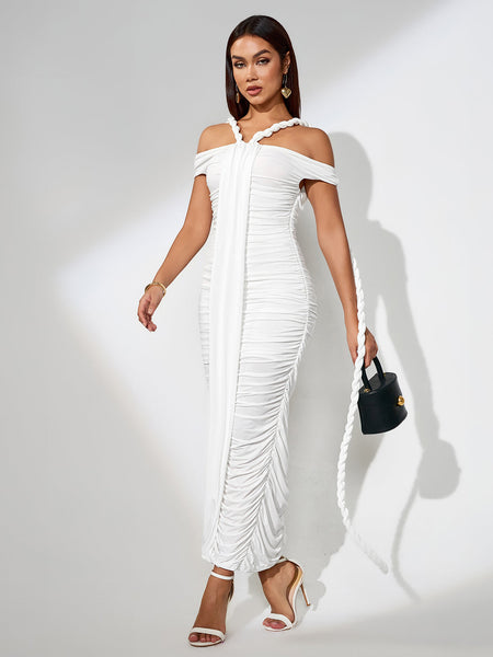 Long Tight Dress with Off-Shoulder Neckline for an Elegant and Trendy Look