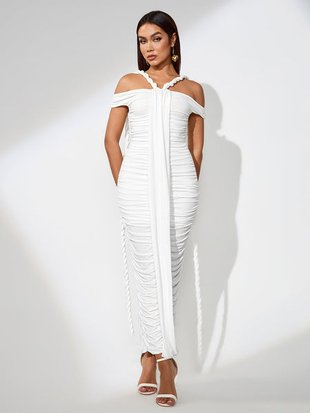 Long Tight Dress with Off-Shoulder Neckline for an Elegant and Trendy Look