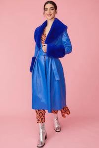 Cosima Beaumont — Blue Faux Leather Trench Coat with Faux Fur Collar and Cuffs