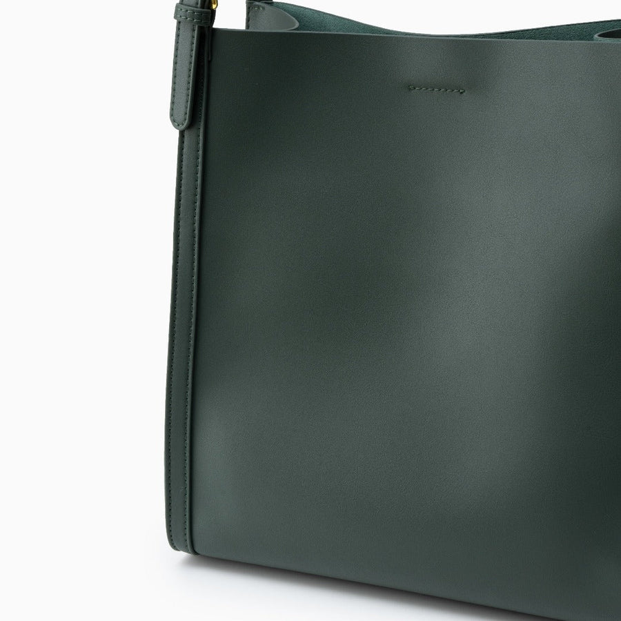 Camila — Tote Bag, alternate view 2