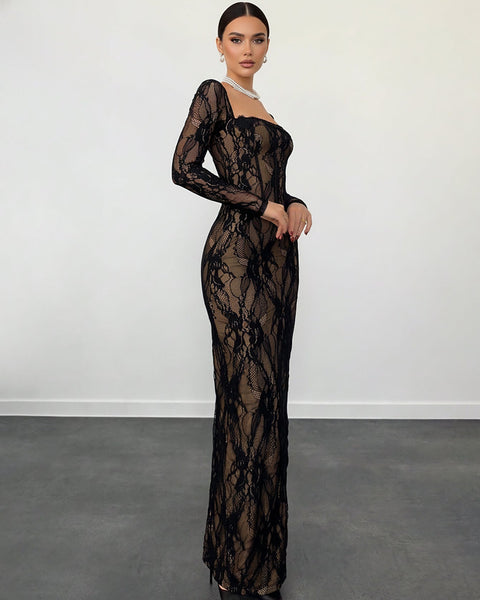 Maxikleid mit schrägen Trägern und Schnürung