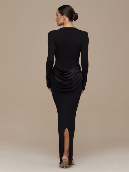 Figurbetontes Maxikleid mit Rundhalsausschnitt und Rüschen
