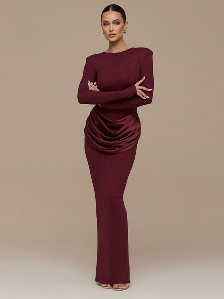 Figurbetontes Maxikleid mit Rundhalsausschnitt und Rüschen