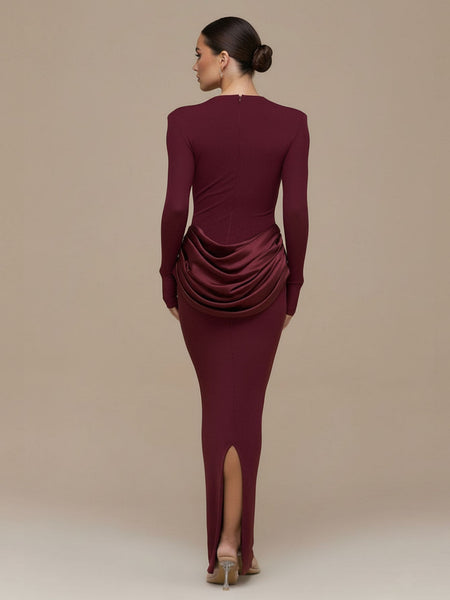 Figurbetontes Maxikleid mit Rundhalsausschnitt und Rüschen