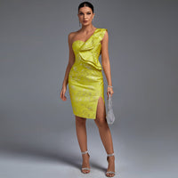 Klara Delacroix — Elegant One-Shoulder Casual Ring Midi Bodycon Dress with Ruffles and Backless