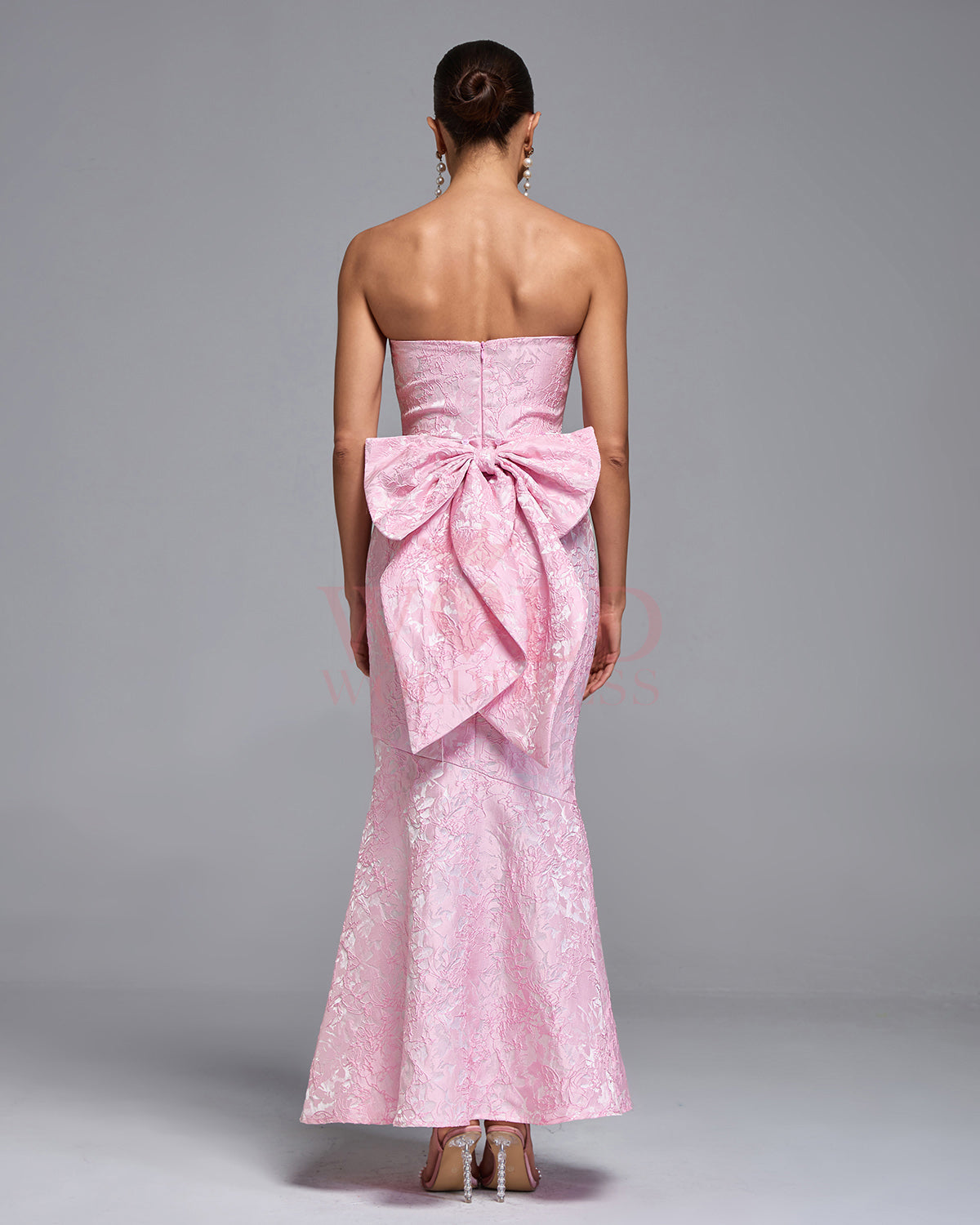 Chic Maxi Jacquard Dress with Large Bow Backside