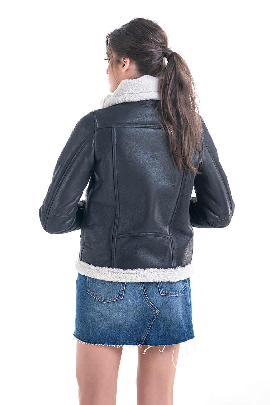 Petronella — Gray Shearling Leather Jacket with Merino Fur Detailing, alternate view 2