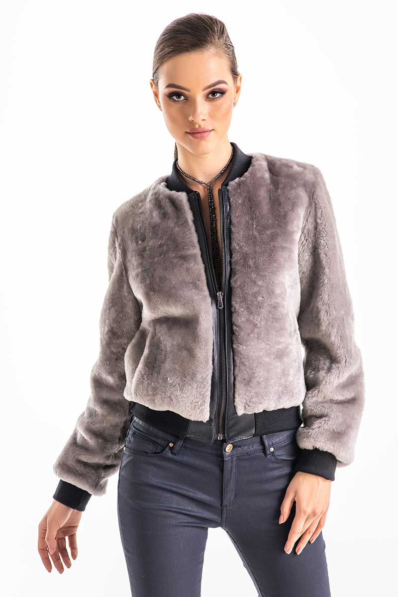 Isabeau Beaumont — Gray Natural Sheepskin Mouton Fur Jacket