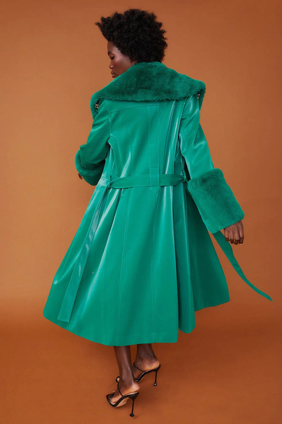 Ianthe — Green Faux Suede Trench Coat with Faux Fur Collar and Cuffs