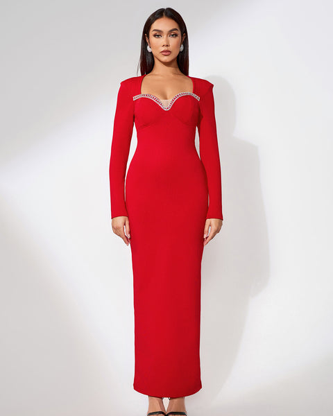 Elegant long dress with rhinestone stripes for a glamorous and sophisticated look