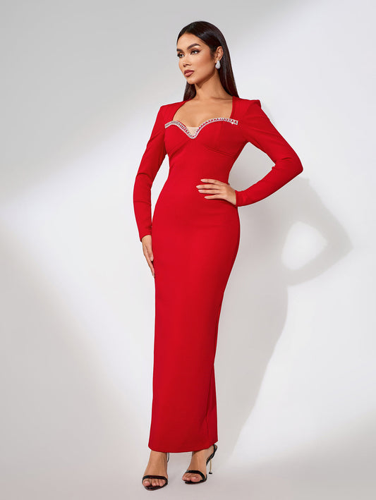 Elegant long dress with rhinestone stripes for a glamorous and sophisticated look