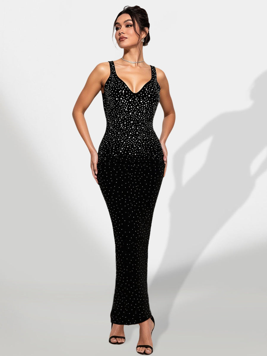 Elegant Maxi Dress with Rhinestone Details and Slit for a Glamorous Look