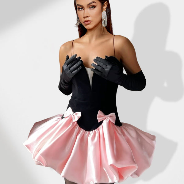 Elegant dress with bow knot headband, puffed design, and patchwork detail