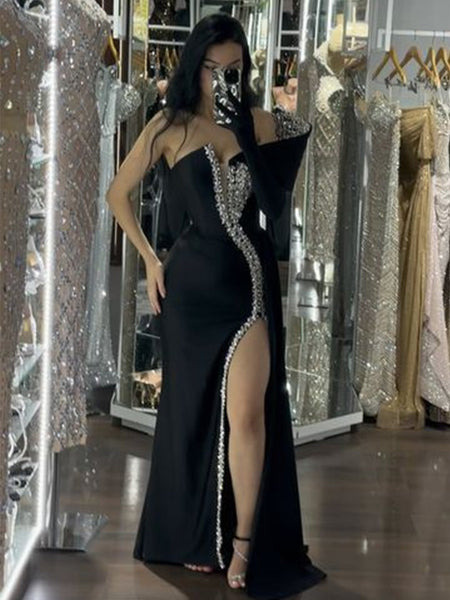 Asymmetrisches Verbandkleid mit seitlichem Kristallschlitz