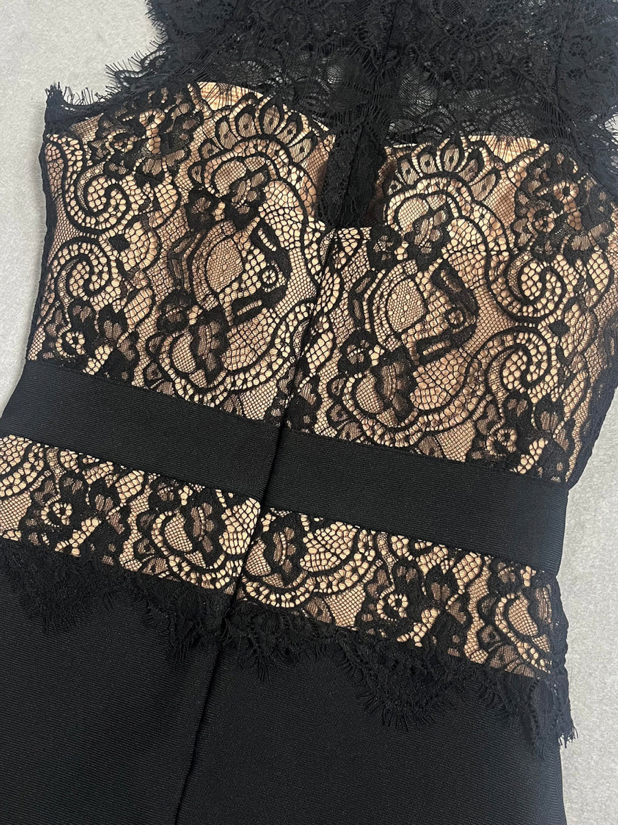 Hochgeschlossenes Bandage-Kleid mit Spitze
