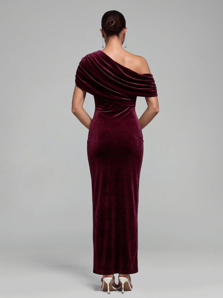 Maxikleid mit schräger Schulter und Raffungen