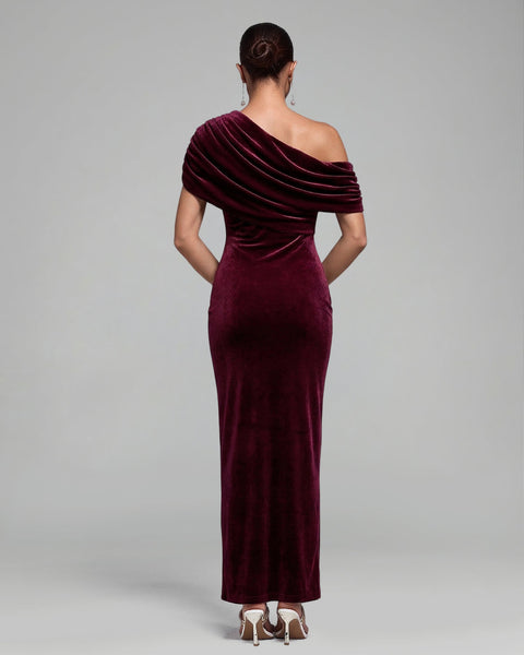 Maxikleid mit schräger Schulter und Raffungen