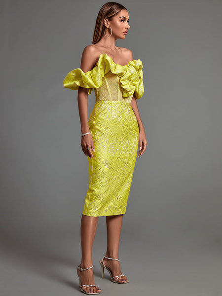 Sleeveless Midi Bodycon Dress with Pleats and Open Back for an Elegant Look