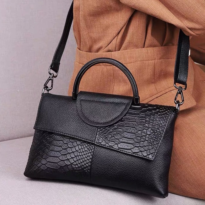 Maddy — Soft Leather Shoulder Bag, alternate view 4