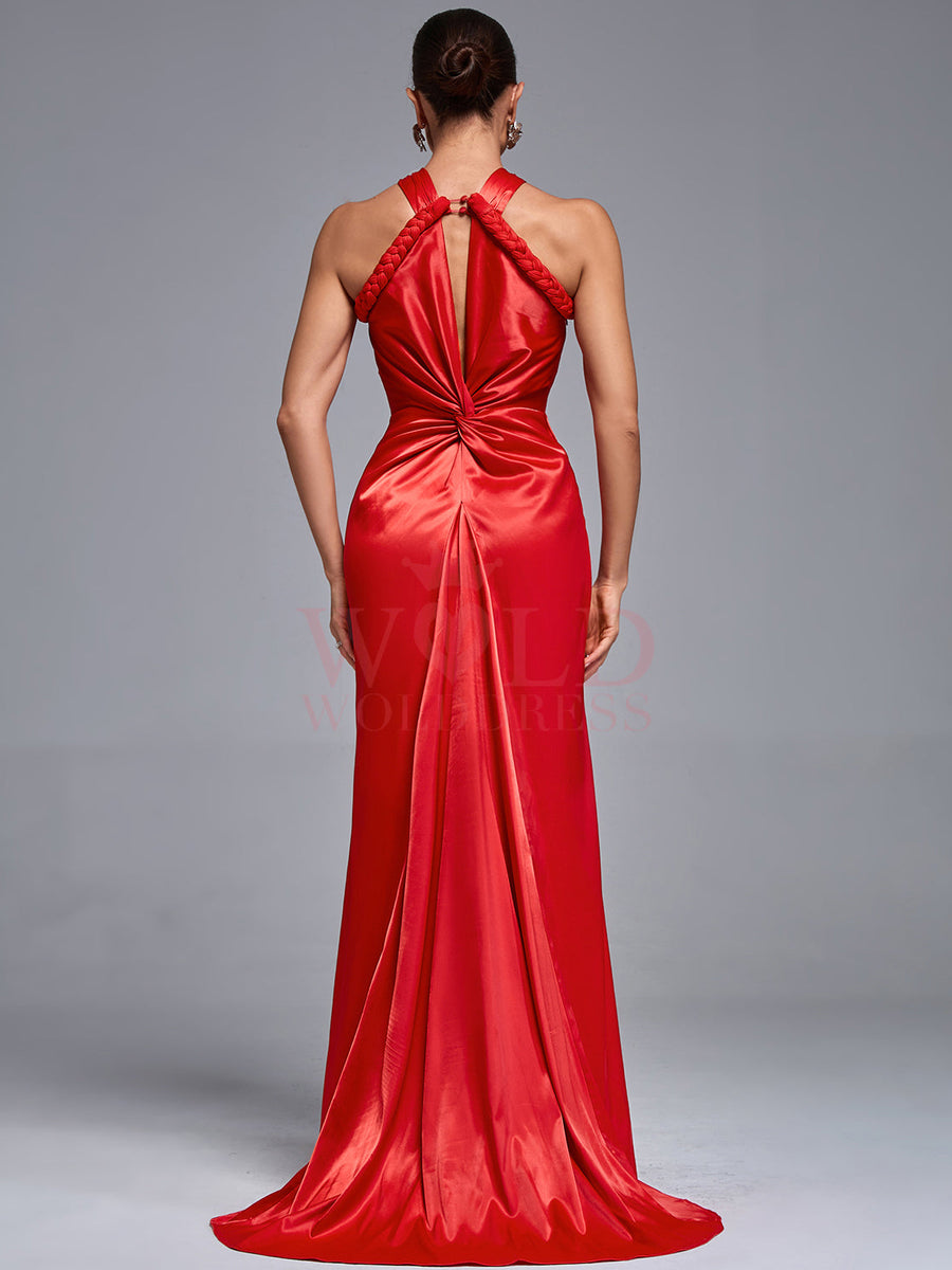 Glamorous Evening Dress with Satin Halter Neck and Elegant Braid Details