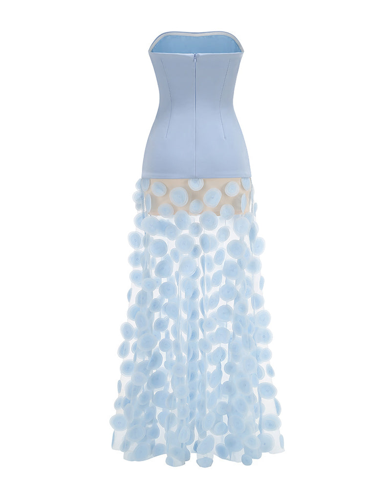 Maxikleid aus transparentem Stoff mit Tupfen und Einsätzen