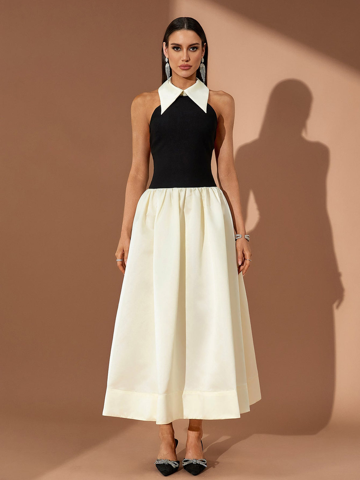 Desirée Fontaine — Pointed Collar A-line Open Back Dress