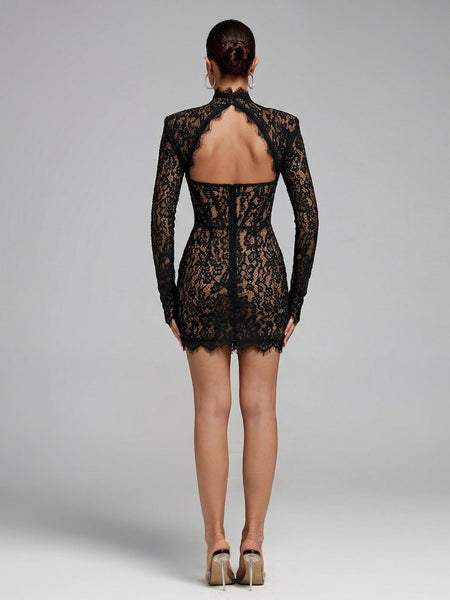 Hochgeschlossenes Mini-Spitzenkleid mit Cut-Outs