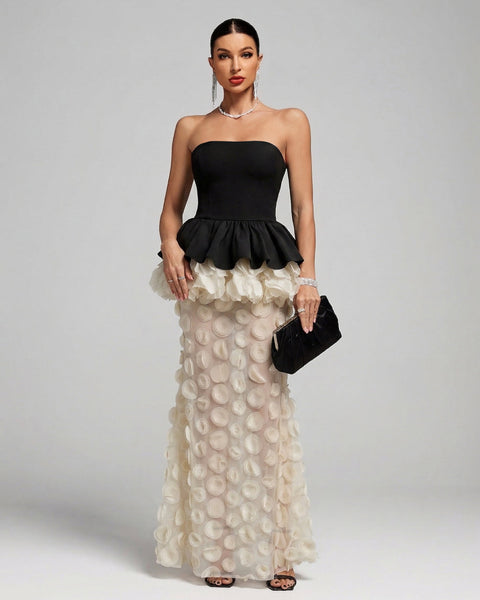 Trägerloses Kleid mit Blumenmuster, Tupfen und transparentem Stoff