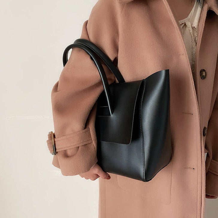 Katherine — Retro Tote Bag, alternate view 8