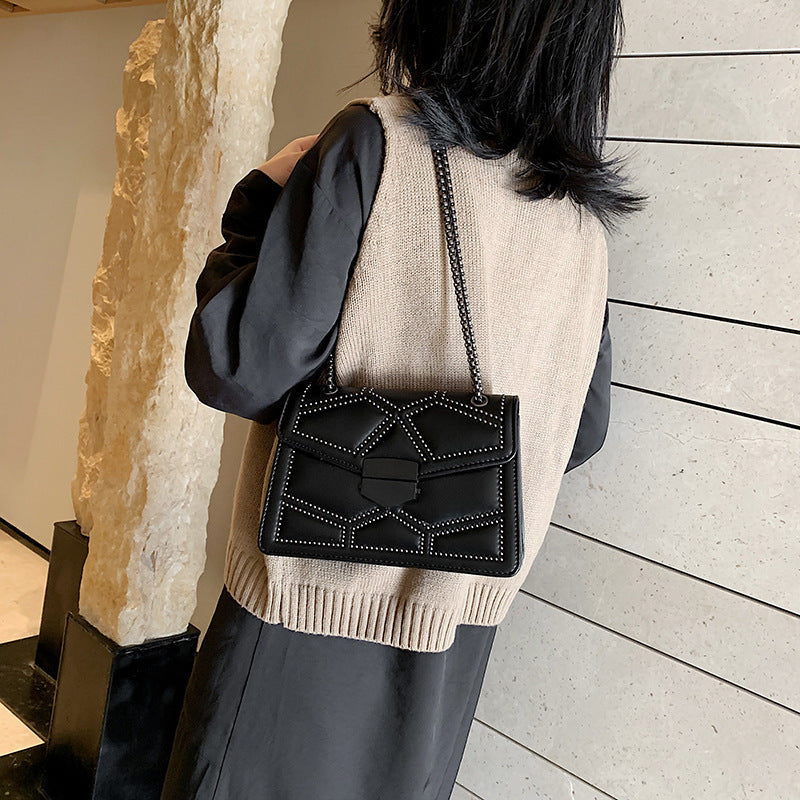 Modish Quilted Shoulder Bag - Opulent Empire