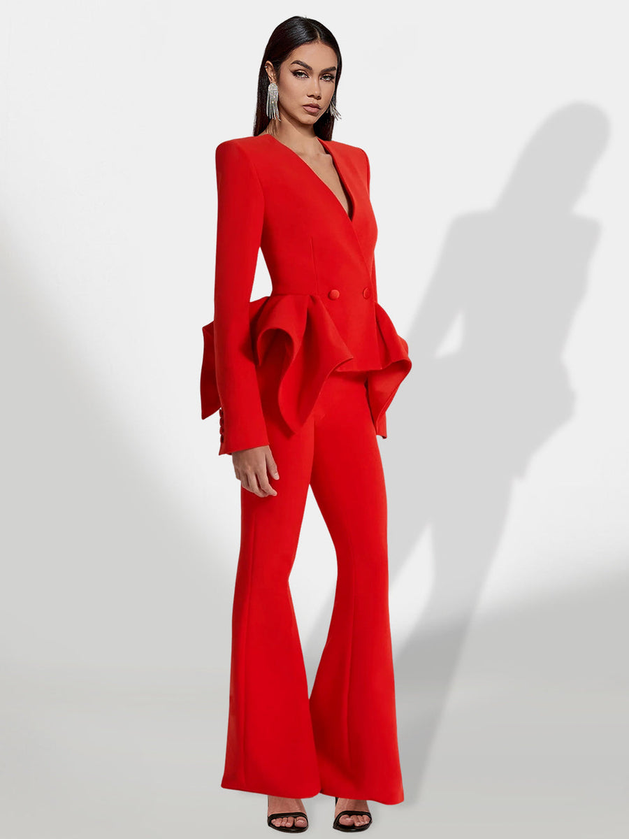 Ruching Set with Flared Pants for a Trendy and Comfortable Style