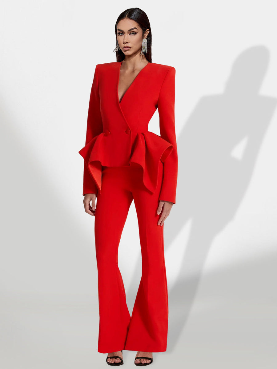 Ruching Set with Flared Pants for a Trendy and Comfortable Style