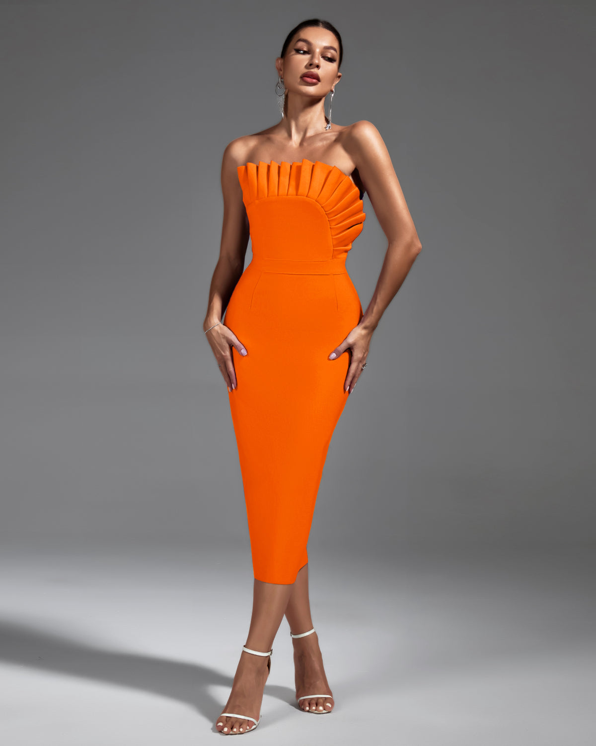 Winona Beaumont — Chic Strapless Pleated Midi Bandage Dress for Effortless Elegance, alternate view 8