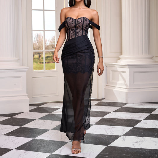 Elegant lace dress with breathable slit