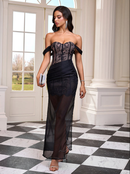 Elegant lace dress with breathable slit