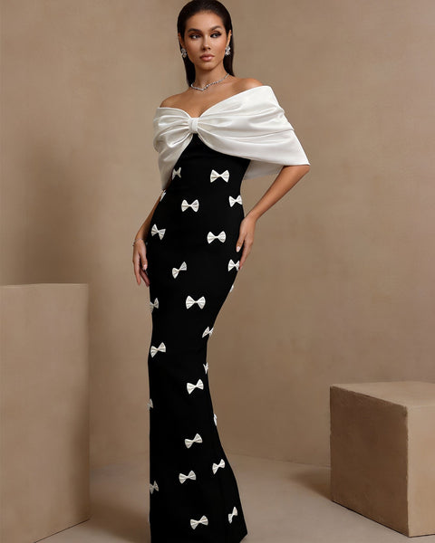 Schulterfreies weißes Kleid mit Schleifen und Bandage
